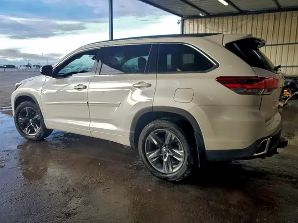 5TDDZRFH6JS898918 2018 TOYOTA HIGHLANDER - Image 2