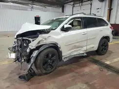 5TDDZRFH6JS901073 2018 TOYOTA HIGHLANDER