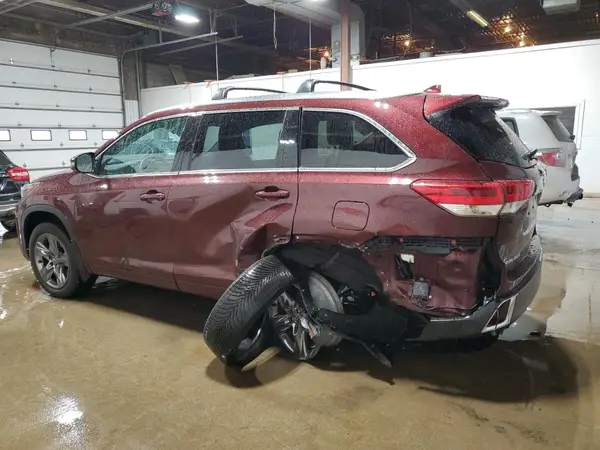 5TDDZRFH6KS706561 2019 TOYOTA HIGHLANDER - Image 2
