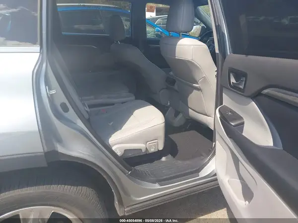5TDDZRFH6KS709816 2019 TOYOTA HIGHLANDER - Image 8