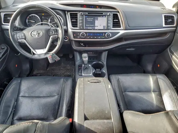 5TDDZRFH6KS716233 2019 TOYOTA HIGHLANDER - Image 8