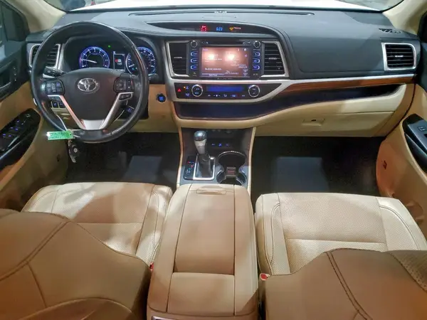 5TDDZRFH6KS735249 2019 TOYOTA HIGHLANDER - Image 8