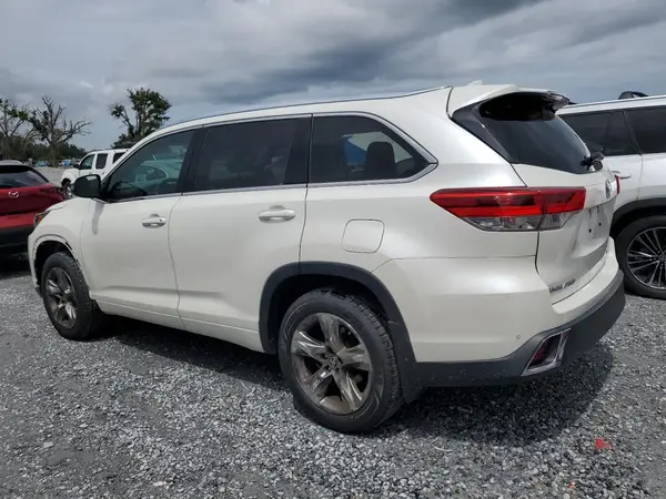 5TDDZRFH6KS746963 2019 TOYOTA HIGHLANDER - Image 2