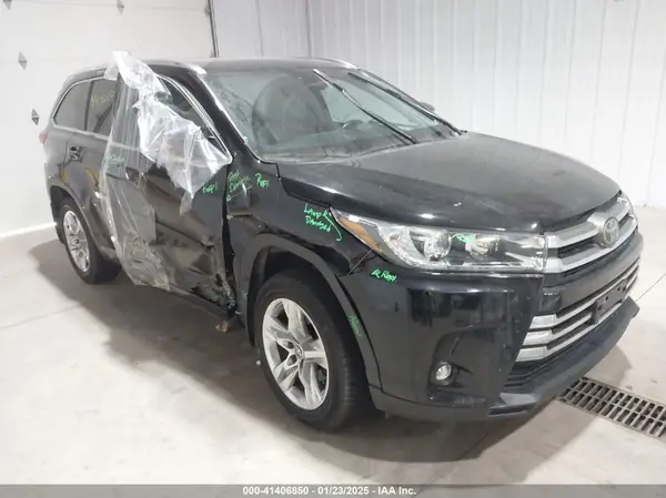 5TDDZRFH6KS951134 2019 TOYOTA HIGHLANDER - Image 1