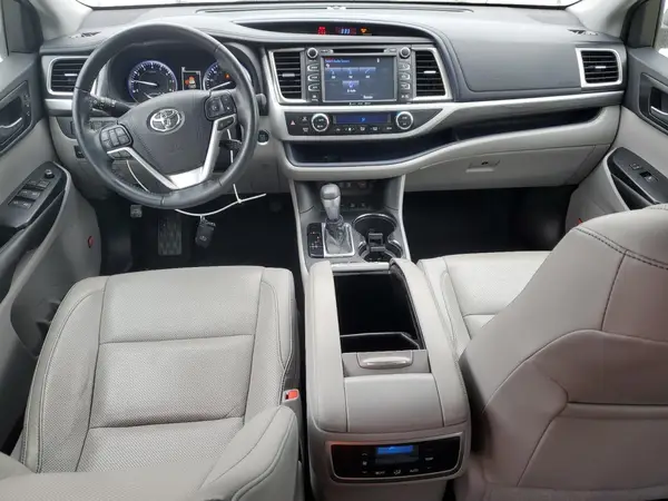 5TDDZRFH6KS974249 2019 TOYOTA HIGHLANDER - Image 8
