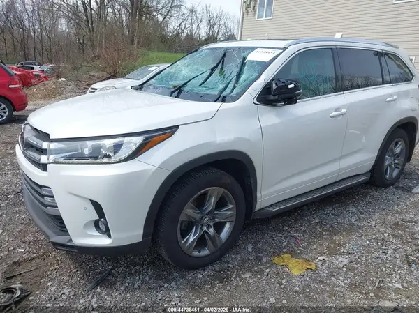 5TDDZRFH6KS980620 2019 TOYOTA HIGHLANDER - Image 2