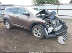 5TDDZRFH6KS989950 2019 TOYOTA HIGHLANDER