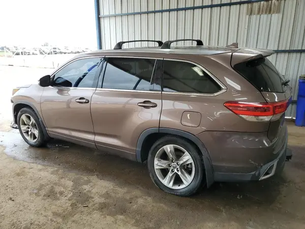 5TDDZRFH7HS378768 2017 TOYOTA HIGHLANDER - Image 2