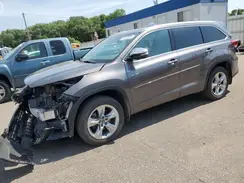 5TDDZRFH7HS380570 2017 TOYOTA HIGHLANDER
