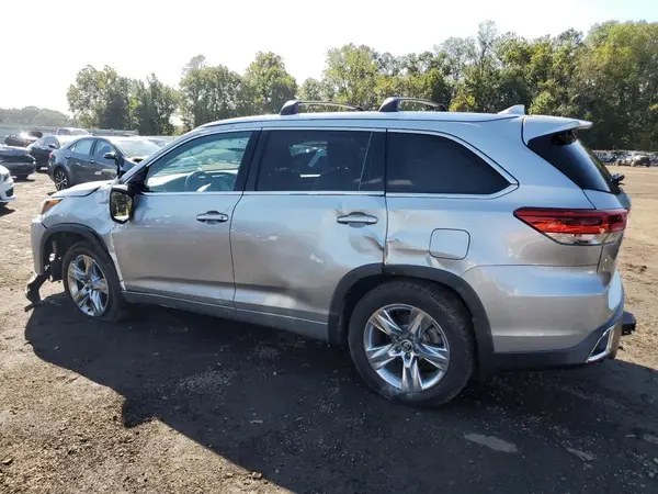 5TDDZRFH7HS418847 2017 TOYOTA HIGHLANDER - Image 2