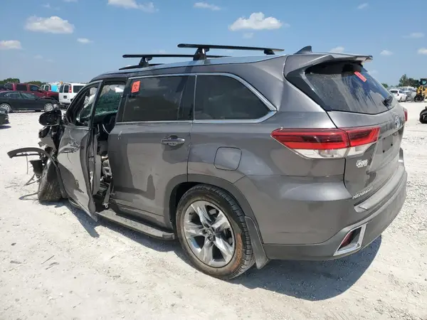 5TDDZRFH7HS463545 2017 TOYOTA HIGHLANDER - Image 2