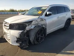 5TDDZRFH7HS478966 2017 TOYOTA HIGHLANDER