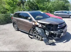 5TDDZRFH7JS492422 2018 TOYOTA HIGHLANDER