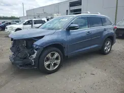 5TDDZRFH7JS497474 2018 TOYOTA HIGHLANDER