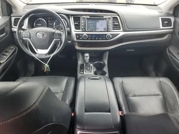 5TDDZRFH7JS497474 2018 TOYOTA HIGHLANDER - Image 8