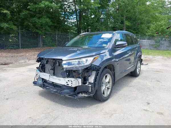 5TDDZRFH7JS809759 2018 TOYOTA HIGHLANDER - Image 2