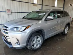 5TDDZRFH7JS812287 2018 TOYOTA HIGHLANDER