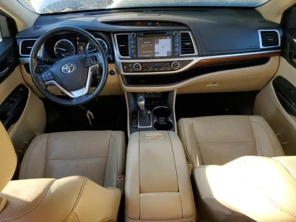 5TDDZRFH7JS812936 2018 TOYOTA HIGHLANDER - Image 8