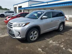 5TDDZRFH7JS812998 2018 TOYOTA HIGHLANDER