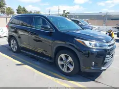 5TDDZRFH7JS832717 2018 TOYOTA HIGHLANDER