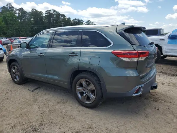 5TDDZRFH7JS841952 2018 TOYOTA HIGHLANDER - Image 2