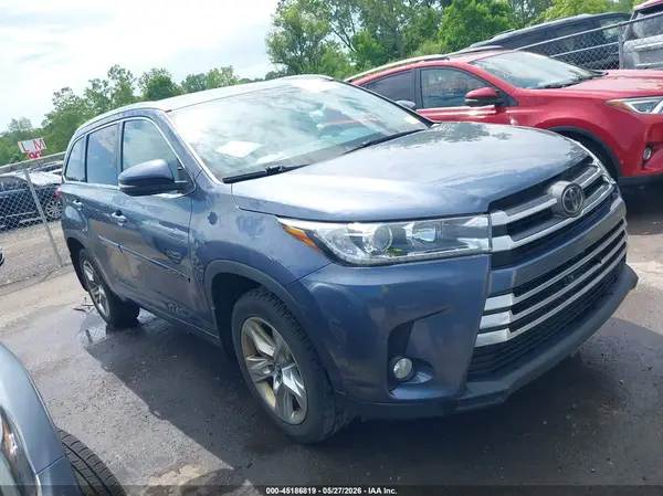 5TDDZRFH7JS846827 2018 TOYOTA HIGHLANDER - Image 1