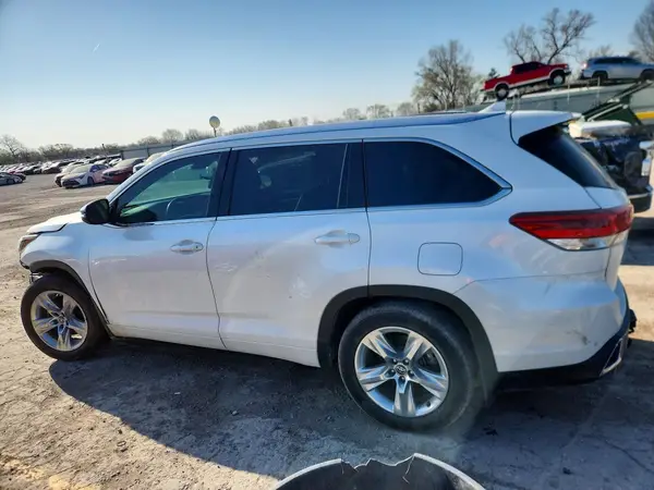 5TDDZRFH7KS724518 2019 TOYOTA HIGHLANDER - Image 2