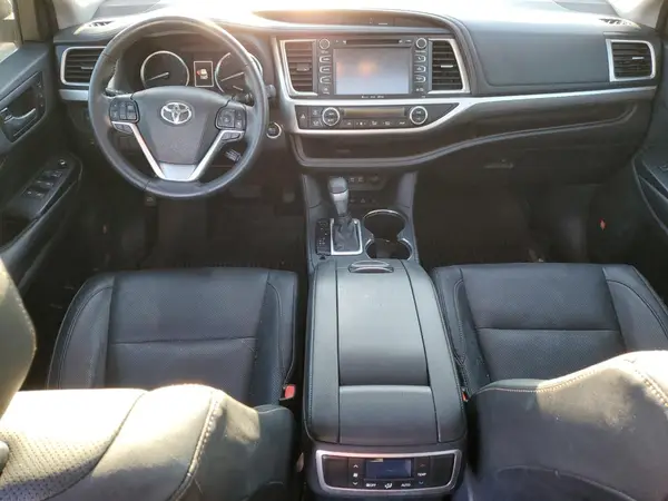 5TDDZRFH7KS724728 2019 TOYOTA HIGHLANDER - Image 8