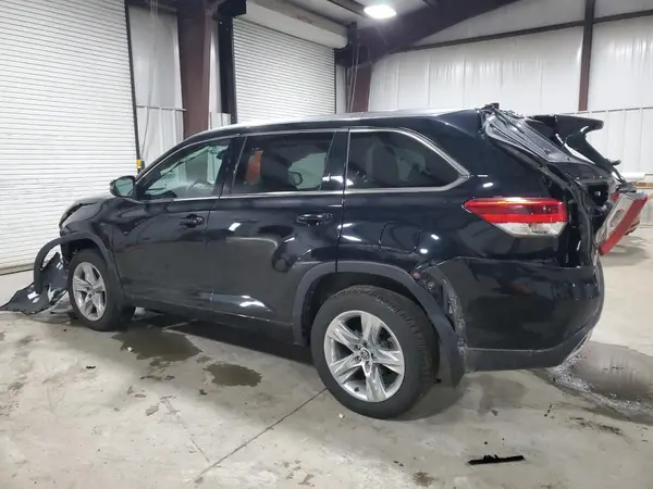 5TDDZRFH7KS733574 2019 TOYOTA HIGHLANDER - Image 2