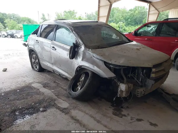 5TDDZRFH7KS739536 2019 TOYOTA HIGHLANDER - Image 1
