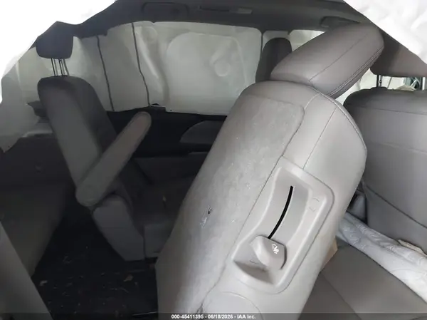 5TDDZRFH7KS739536 2019 TOYOTA HIGHLANDER - Image 8