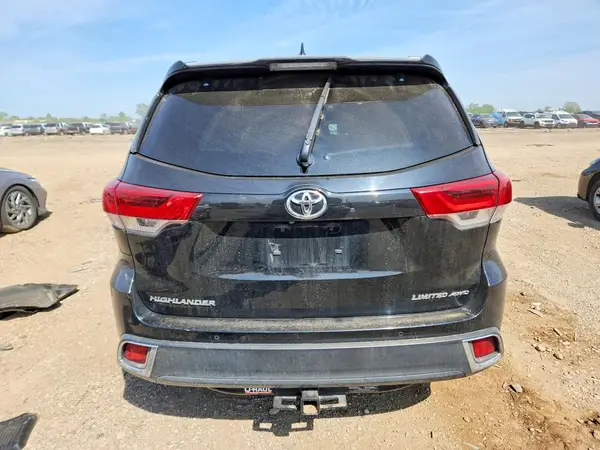 2019 TOYOTA HIGHLANDER auction photo 6