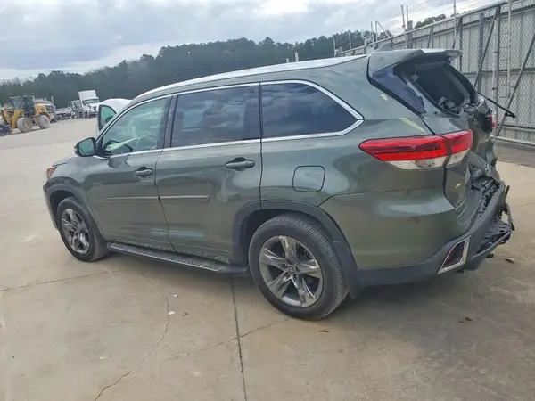 5TDDZRFH7KS920751 2019 TOYOTA HIGHLANDER - Image 2