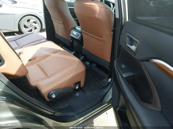 5TDDZRFH7KS928008 2019 TOYOTA HIGHLANDER - Image 8