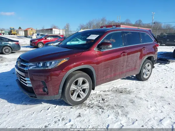 5TDDZRFH7KS933466 2019 TOYOTA HIGHLANDER - Image 2