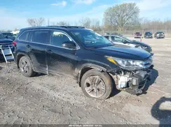 5TDDZRFH7KS942359 2019 TOYOTA HIGHLANDER