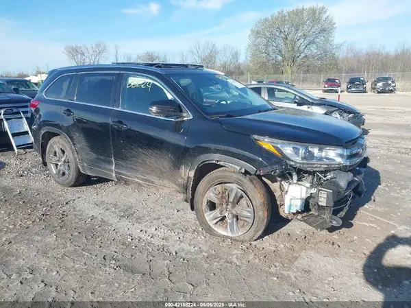5TDDZRFH7KS942359 2019 TOYOTA HIGHLANDER - Image 1