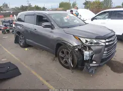 5TDDZRFH7KS957959 2019 TOYOTA HIGHLANDER