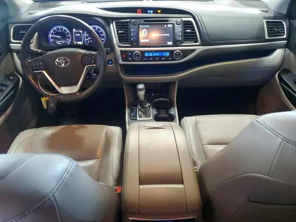 5TDDZRFH7KS962255 2019 TOYOTA HIGHLANDER - Image 8