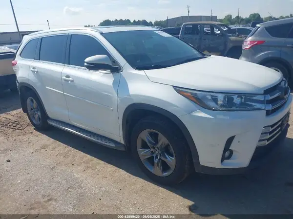 5TDDZRFH7KS976625 2019 TOYOTA HIGHLANDER - Image 1