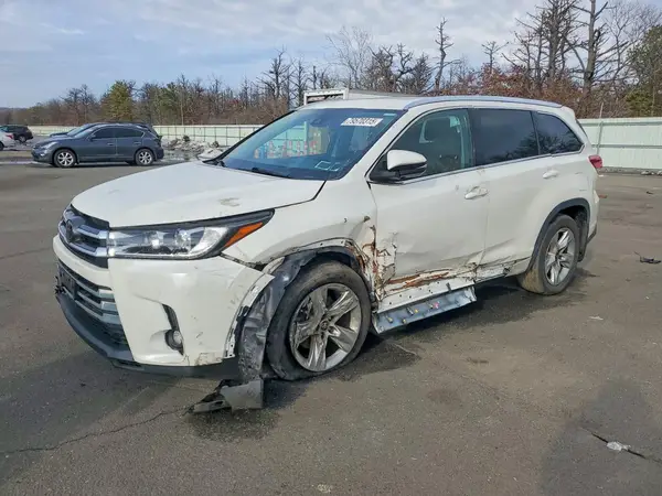 5TDDZRFH7KS992081 2019 TOYOTA HIGHLANDER - Image 1
