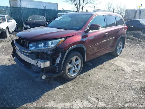 5TDDZRFH8HS356911 2017 TOYOTA HIGHLANDER - Image 2