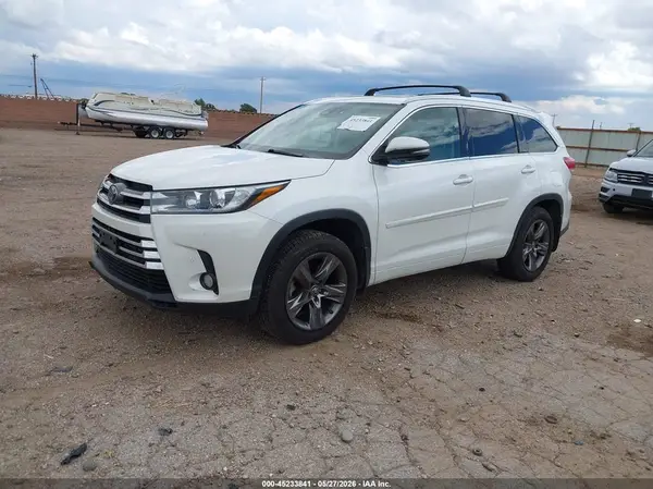 5TDDZRFH8HS359856 2017 TOYOTA HIGHLANDER - Image 2