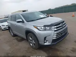 5TDDZRFH8HS391738 2017 TOYOTA HIGHLANDER