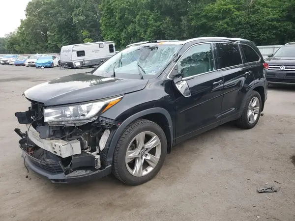 5TDDZRFH8HS420056 2017 TOYOTA HIGHLANDER - Image 1