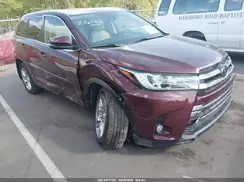 5TDDZRFH8HS463523 2017 TOYOTA HIGHLANDER