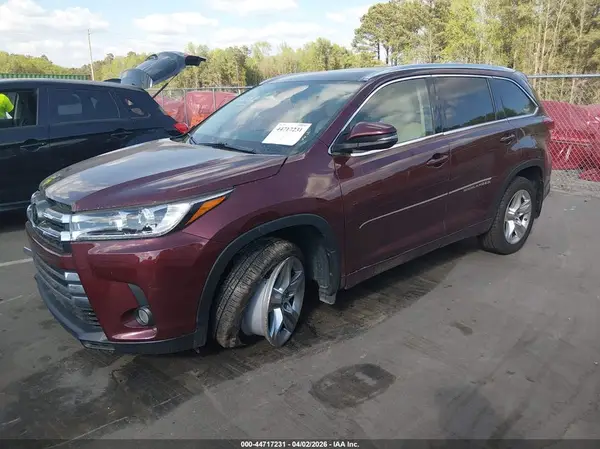 5TDDZRFH8HS463523 2017 TOYOTA HIGHLANDER - Image 2
