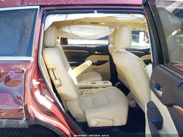 5TDDZRFH8HS463960 2017 TOYOTA HIGHLANDER - Image 8