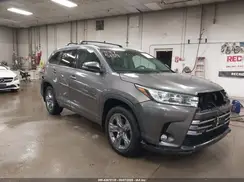 5TDDZRFH8HS476840 2017 TOYOTA HIGHLANDER