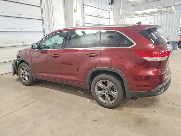 5TDDZRFH8JS490923 2018 TOYOTA HIGHLANDER - Image 2